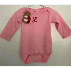 BNWT Hand Embroidered Monogrammed Baby Onesie & Felt Barrettes with Hearts